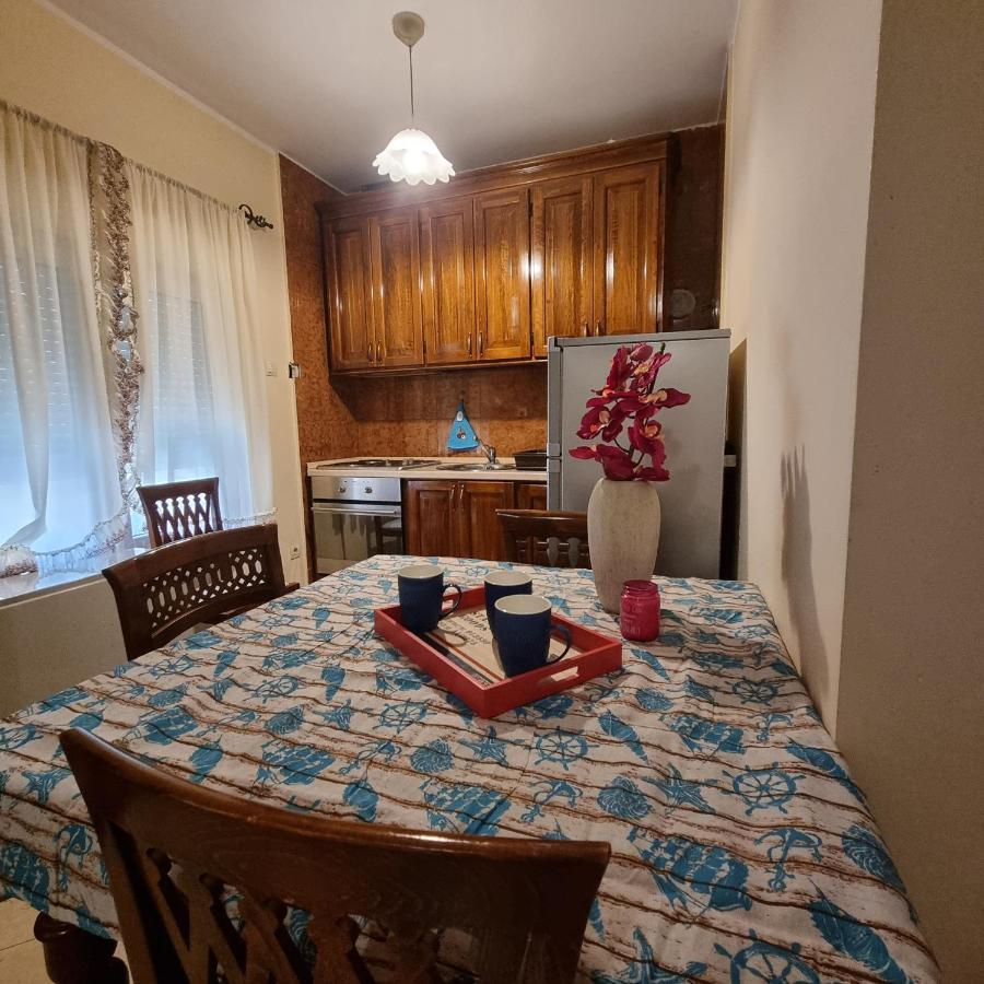 Apartment On The Shore Of The Bay Of Kotor With Free Wi-Fi מראה חיצוני תמונה